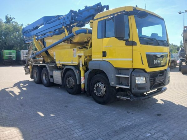 Pompa Do Betonu PUTZMEISTER 24M + Grucha