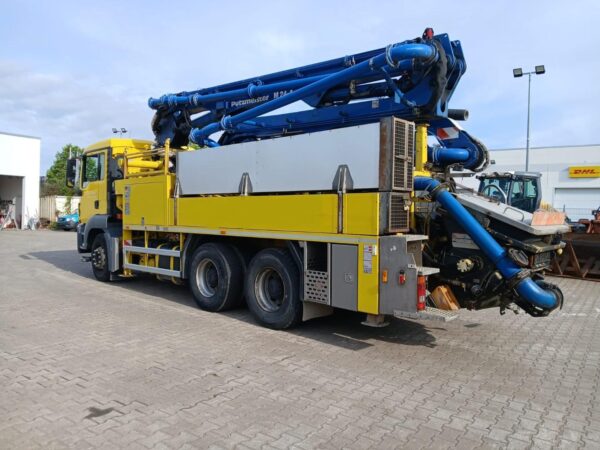 2adef88e-f477-4c8c-9135-12ee6d648841 (Copy) Pompa do betonu Putzmeister M 24 - 4 na podwoziu MAN TGS 26.360