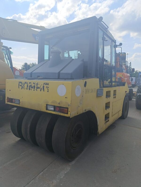 BOMAG BW24R Guma!