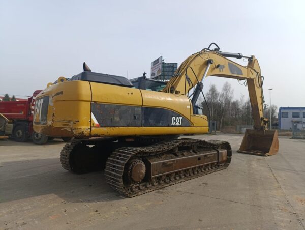 Caterpillar 330