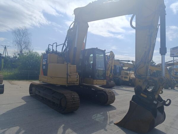 325F Caterpillar 325 FLCR