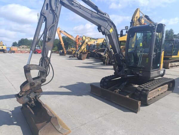 VOLVO ECR50D