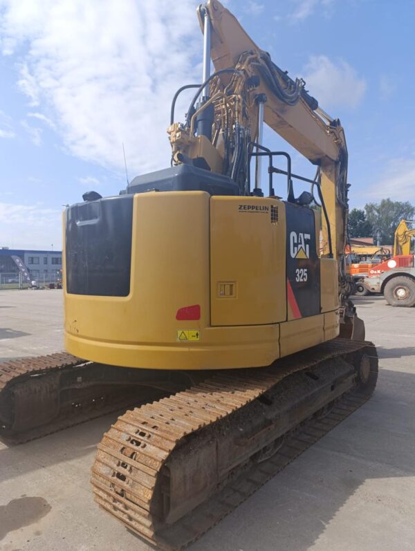 325F Caterpillar 325 FLCR