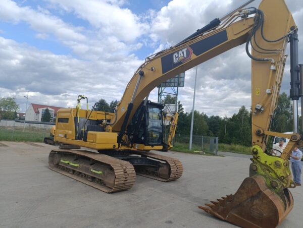 cat 320