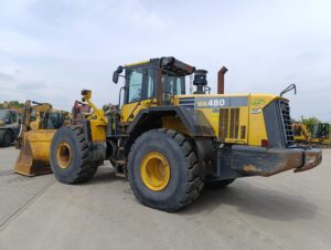Komatsu WA480