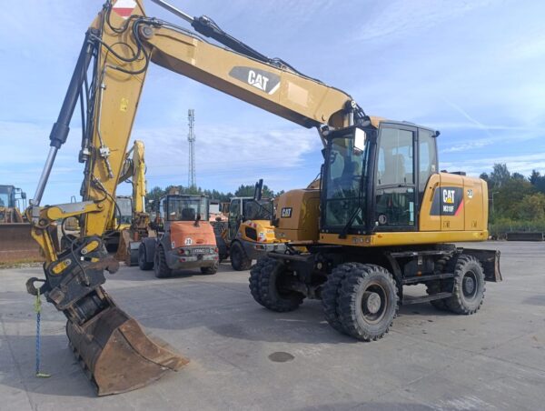 M318F 2015 Cat M318F